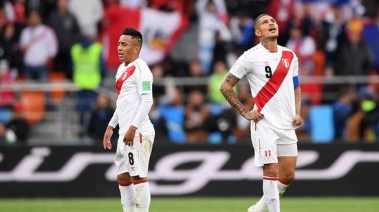 Imagem França vence, se classifica e elimina o Peru da Copa
