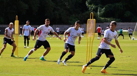 Imagem Com novo contratado, Vitória realiza trabalho físico e técnico no Barradão