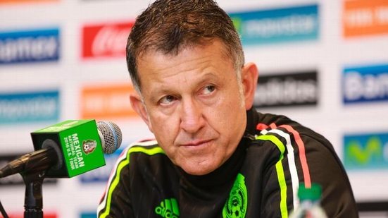 Imagem Técnico do México promete "competir de igual para igual" com o Brasil