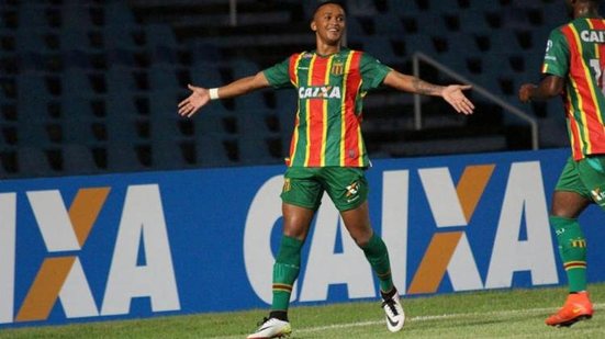 Imagem Em jogo marcado por confusão, Sampaio empata com ABC e avança para a final da Copa do Nordeste