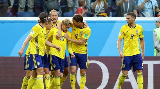 Imagem Suécia vence Suíça e chega às quartas da Copa depois de 24 anos