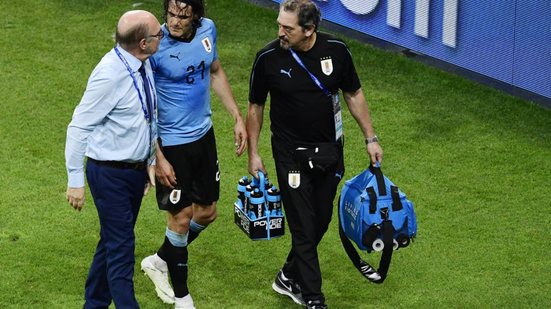 Imagem Jornal: Cavani não recupera a tempo e está fora das quartas de final da Copa do Mundo