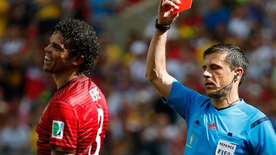 Imagem Sérvio que apitou a final da Liga dos Campeões é o árbitro do duelo entre Brasil e Bélgica