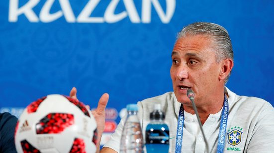Imagem Tite confirma escalação com Marcelo e Fernandinho e fala sobre concorrência entre Jesus e Firmino