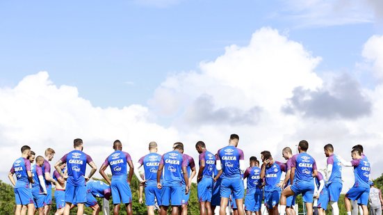 Imagem Com novidades, Bahia divulga relacionados para a decisão