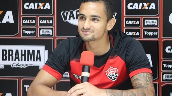 Imagem Bruno Gomes fala sobre suas características e aponta “briga saudável” com André Lima 