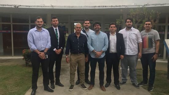 Imagem Grupo de conselheiros se reúne com diretoria do Bahia, faz cobranças e reafirma apoio