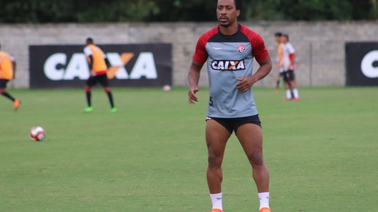 Imagem Mancini comenda coletivo, mas não dá pistas do time titular