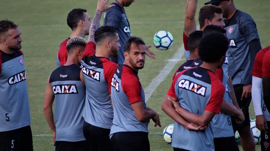 Imagem Vitória encerra preparação para duelo com o Sport