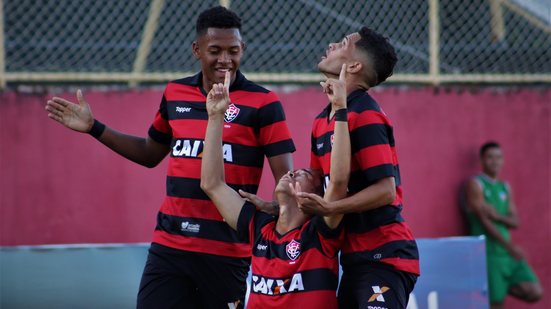 Imagem Vitória vence o Botafogo e segue líder do grupo no Brasileiro Sub-20