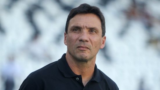 Imagem Zé Ricardo se aproxima do Botafogo e marca reunião para discutir contrato