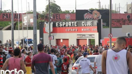 Imagem Jogador do Vitória faz sexo a três e posta vídeo no Instagram