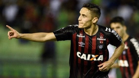 Imagem Sul-Americana: Atlético-PR larga bem nas oitavas e vence o Caracas fora