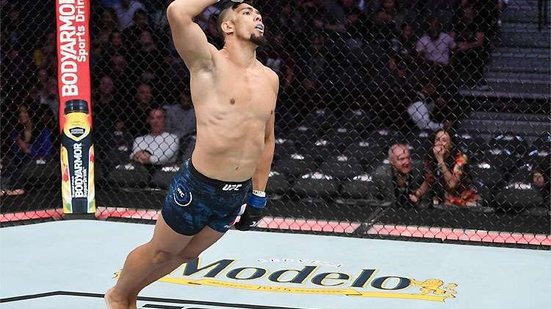Imagem Promessa brasileira se lesiona ao comemorar vitória no UFC