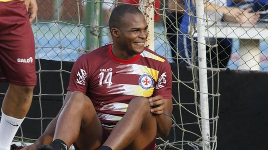 Imagem Vídeo: conheça o zagueiro que chega nesta quarta em Salvador para acertar com o Vitória