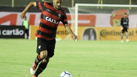  Tiago Caldas / EC Vitória