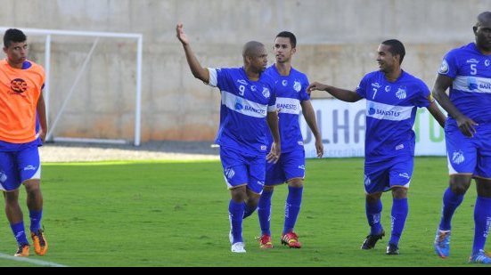 Imagem Ex-dupla BAVI, Nádson mira título do Mineiro e revela amor pela Jacuipense