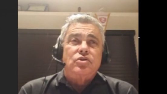 Imagem Vitória deve afastar base e priorizar equipe profissional