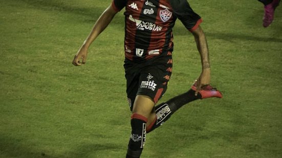 Imagem Após saírem sentindo dores, Rend e João Victor serão reavaliados nesta quarta-feira 