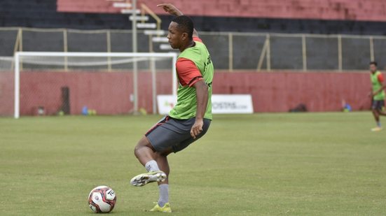 Pietro Carpi / ECVitória