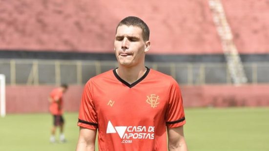 Letícia Martins / EC Vitória - Pietro Carpi / EC Vitória