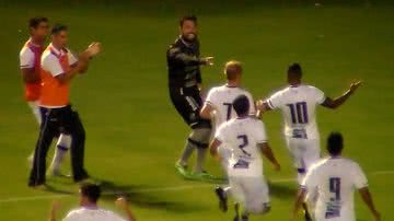 Vitória 2x2 Ceará