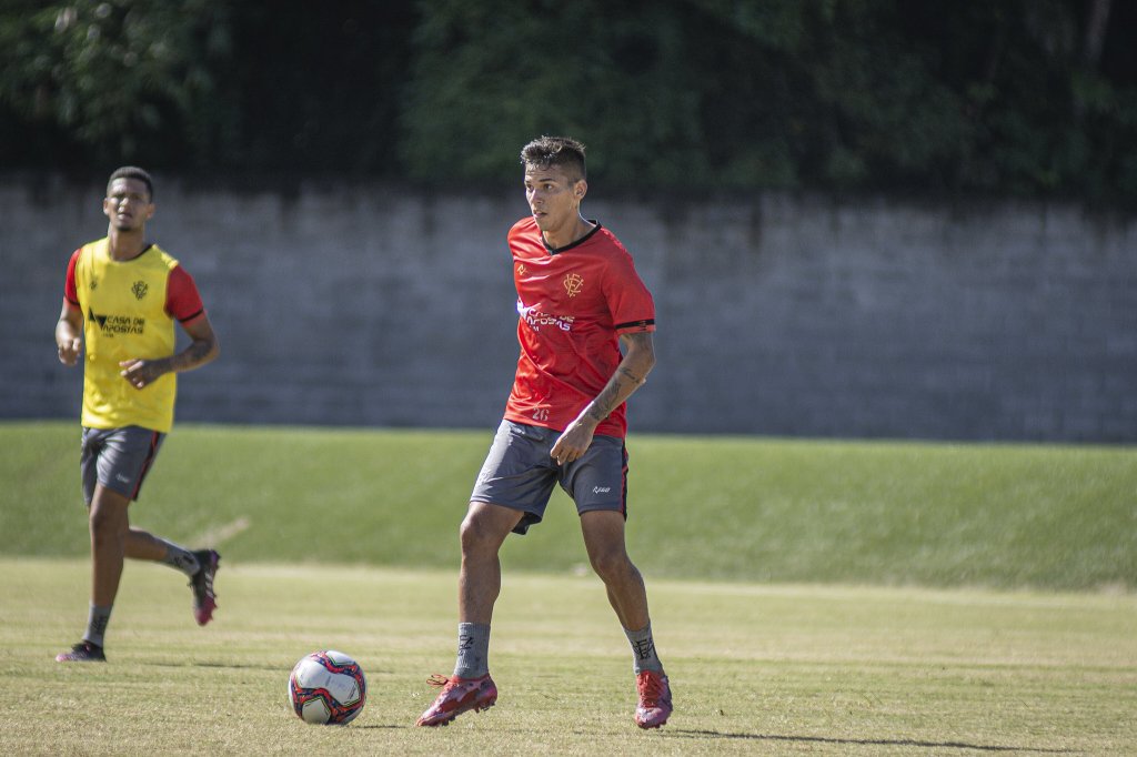 Vamos dar a volta por cima&quot;, diz Eduardo sobre momento do Vitória -  Notícias - Galáticos Online